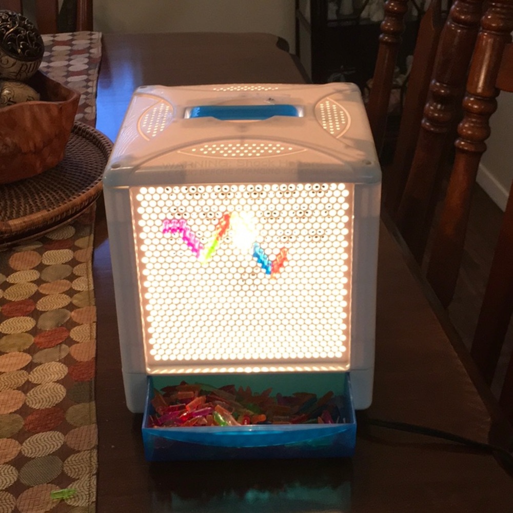 Collectible - Hasbro Light bright cube - Picture 3 of 8